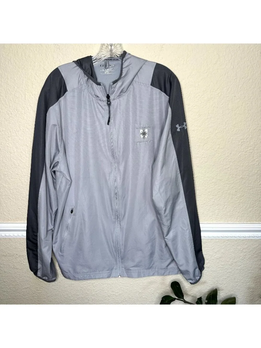 Under Armour Jacket 8th Theater Sustainment Command Unit Crest Large Hooded